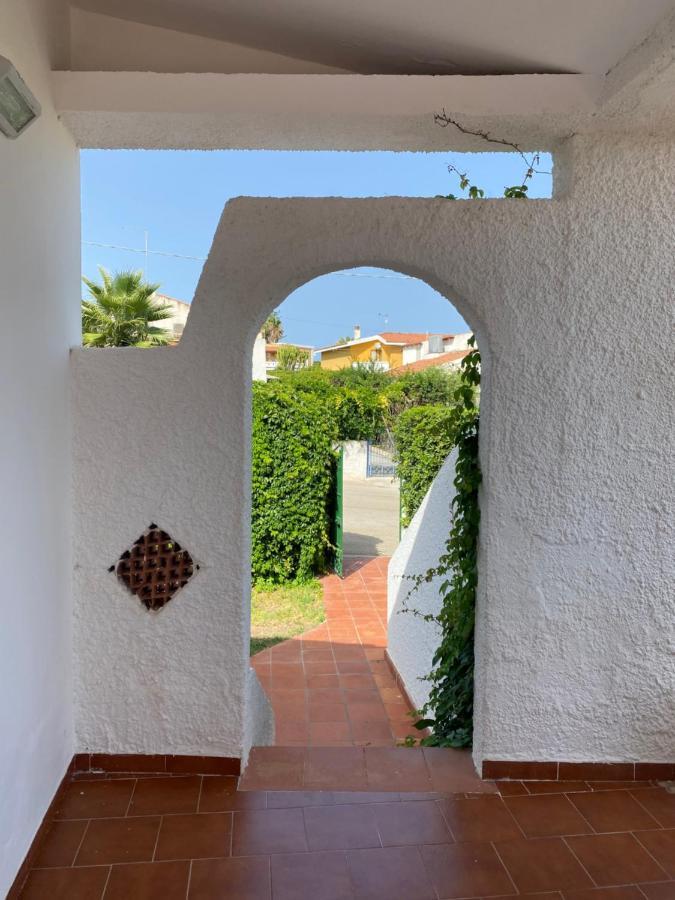 Villa Titti Residence La Bussola Fontane Bianche Esterno foto